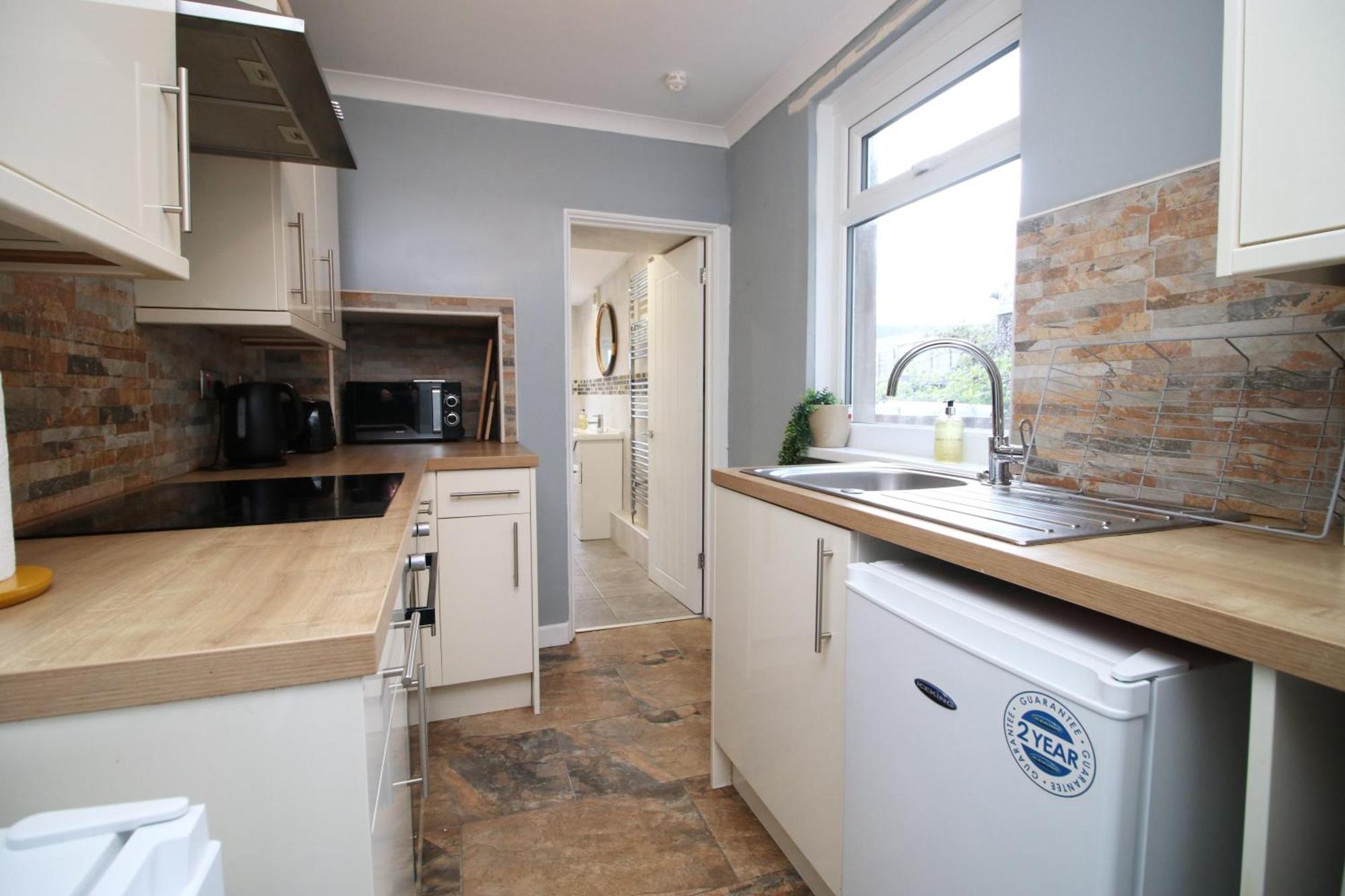 Cosy 3Br Home, Scenic Views, Ideal For Walks & Work Abertillery Exterior foto