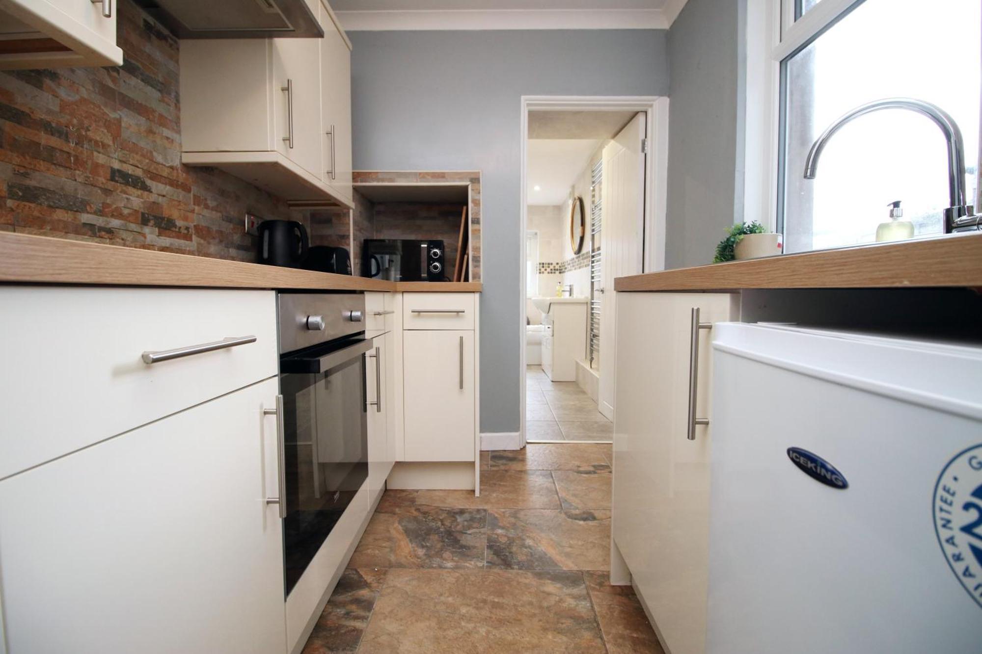 Cosy 3Br Home, Scenic Views, Ideal For Walks & Work Abertillery Exterior foto
